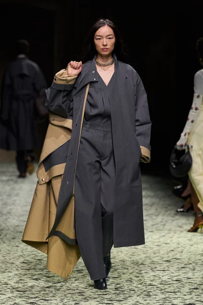 Look 63
